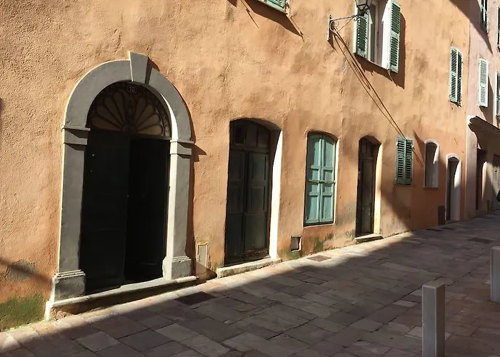 アパート U Palazzu Ghejenuvese *